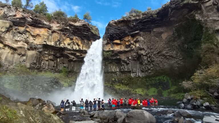 Día 2: Colegio Los Acacios – 3ro medio A y D