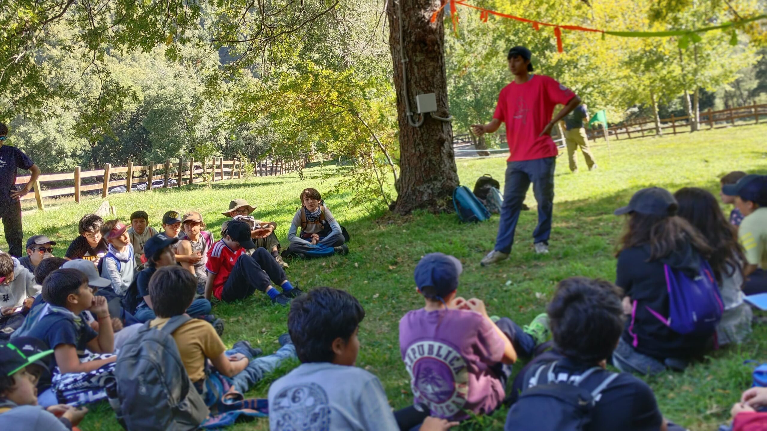 Dinámica grupal al aire libre
