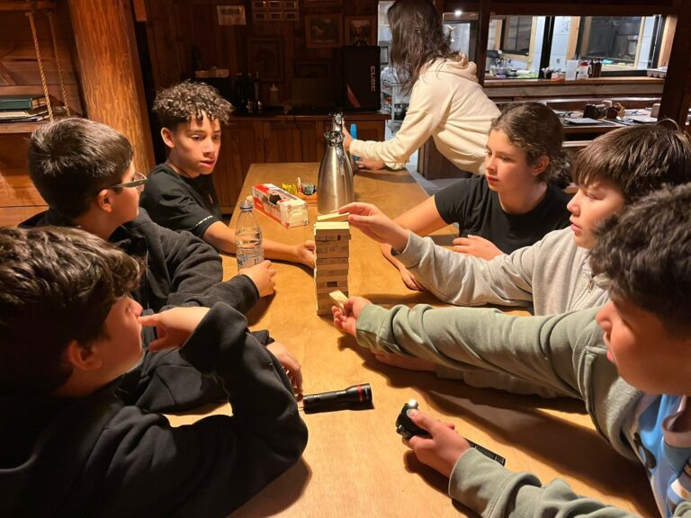 Experiencia de aprendizaje al aire libre – Colegio British Royal School